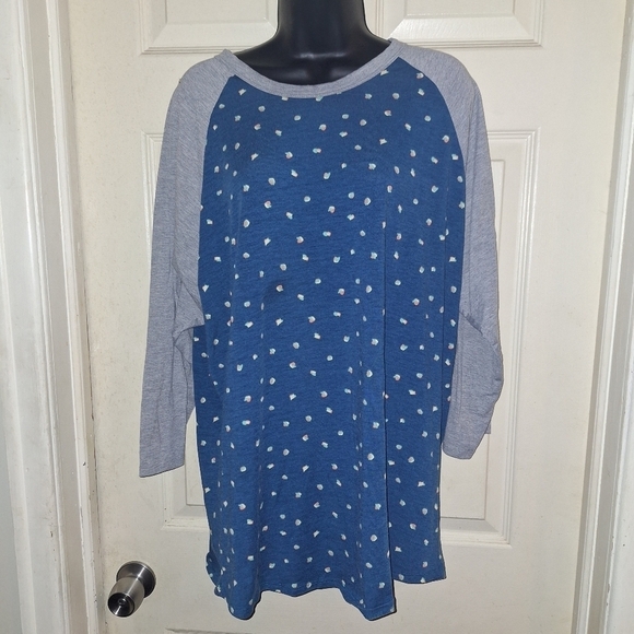 Lularoe graphic raglan sleeve blouse size 3XL - Picture 1 of 5